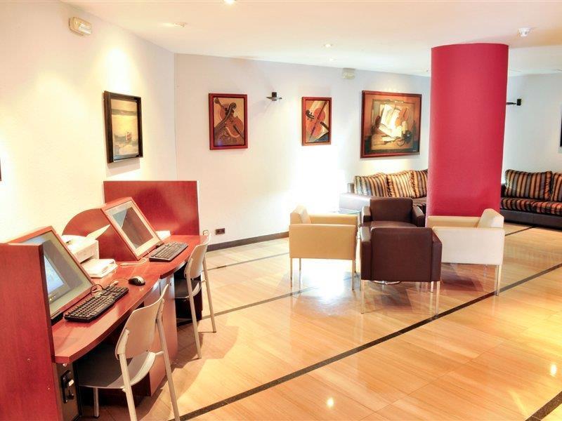 Catalonia Park Gueell 3*